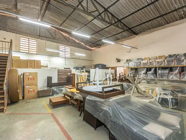 Galpão com 3092m², à venda, no bairro Samambaia em Campo Magro