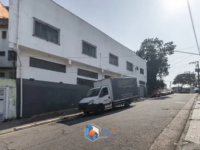 Galpão com 601m², à venda, no bairro Sacomã em São Paulo