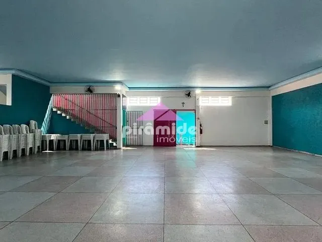 Galpão com 500m², à venda, no bairro Jardim Altos de Santana em São José Dos Campos