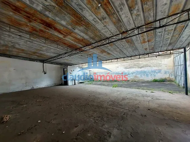Galpão / Barracão para alugar, no bairro Jardim Amália em Volta Redonda