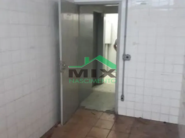 Galpão / Barracão com 940m², à venda, no bairro Casa Grande em Diadema