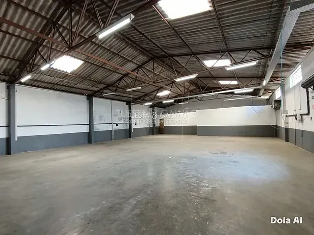 Galpão / Barracão com 898m², para alugar, no bairro São Marcos em São José dos Pinhais