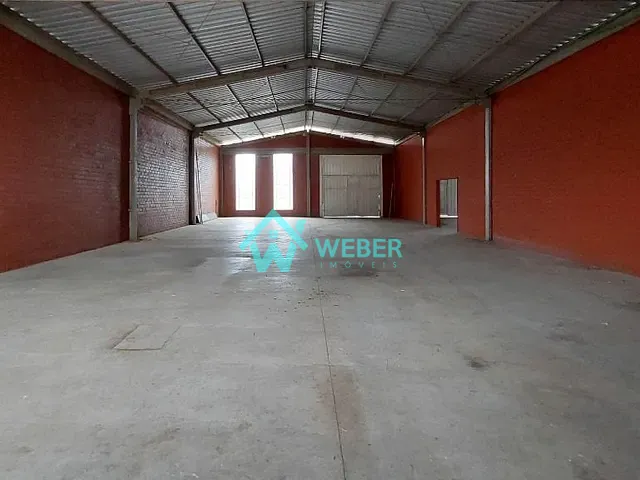Galpão / Barracão com 759m², à venda, no bairro Petrópolis em Novo Hamburgo