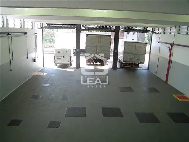 Galpão / Barracão com 970m², à venda, no bairro Vila Andrade em São Paulo