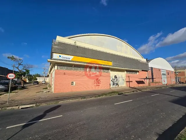 Galpão com 2000m², para alugar, no bairro Navegantes em Porto Alegre