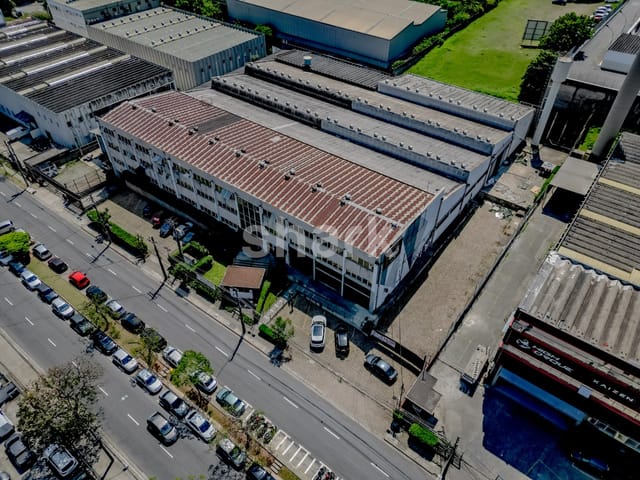 Galpão / Barracão com 6000m², à venda ou para alugar, no bairro Alphaville Empresarial em Barueri