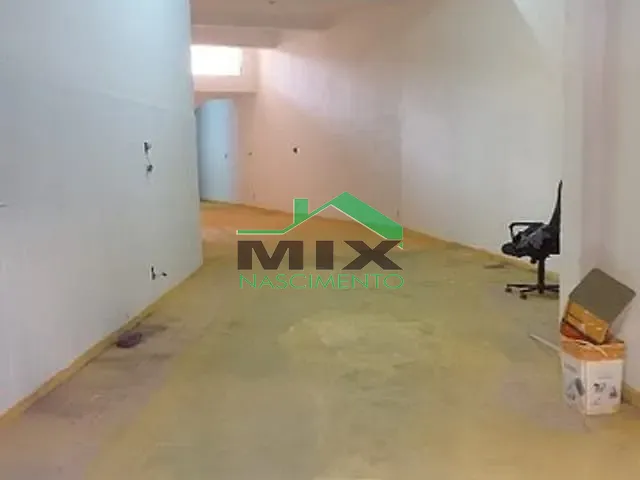 Galpão / Barracão com 350m², à venda, no bairro Cambuci em São Paulo