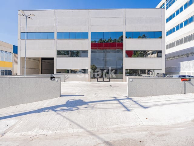 Galpão / Barracão com 2008m², à venda, no bairro Tamboré em Santana de Parnaíba