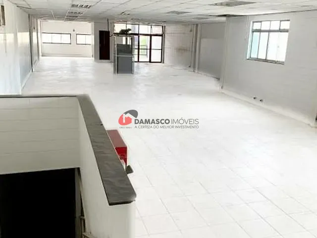 Galpão / Barracão com 395m², à venda, no bairro Santa Paula em São Caetano do Sul