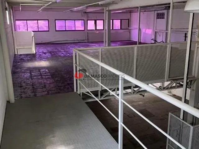 Galpão / Barracão com 395m², à venda, no bairro Santa Paula em São Caetano do Sul