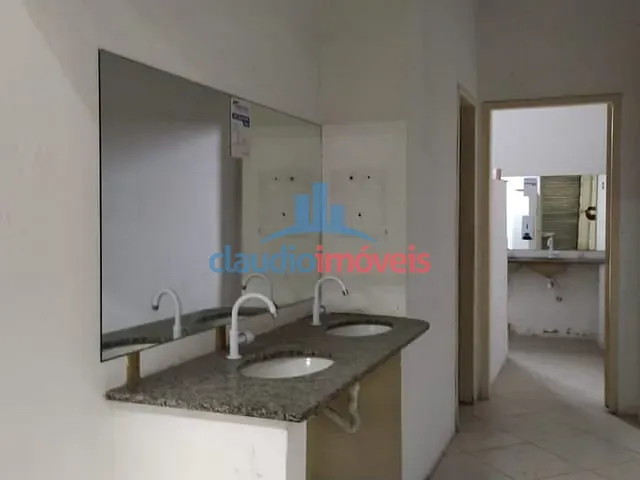 Galpão / Barracão com 513m², à venda, no bairro Saudade em Barra Mansa