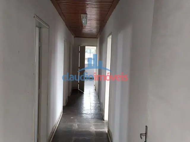 Galpão / Barracão com 513m², à venda, no bairro Saudade em Barra Mansa