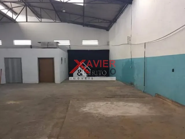 Galpão / Barracão com 350m², à venda, no bairro Cidade São Mateus em São Paulo