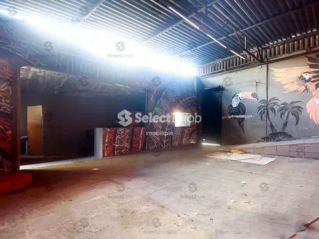 Galpão / Barracão com 635m², para alugar, no bairro Jardim Pilar em Mauá