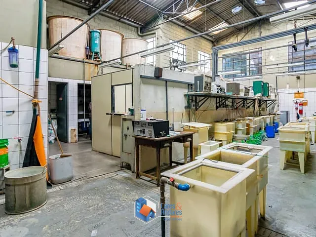 Galpão com 384m², à venda, no bairro Várzea de Baixo em São Paulo