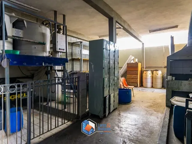 Galpão com 384m², à venda, no bairro Várzea de Baixo em São Paulo