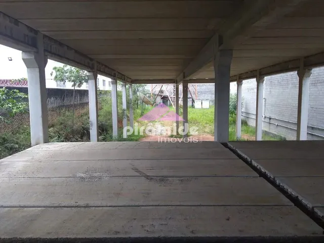 Galpão com 1800m², à venda, no bairro Chácaras Reunidas em São José Dos Campos