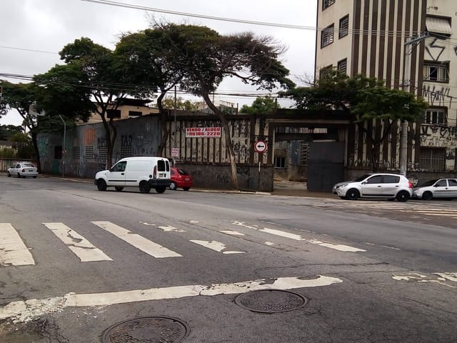 Terreno com 1200m², à venda ou para alugar, no bairro Cambuci em São Paulo