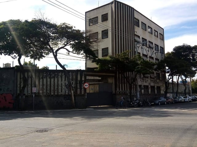 Terreno com 1200m², à venda ou para alugar, no bairro Cambuci em São Paulo