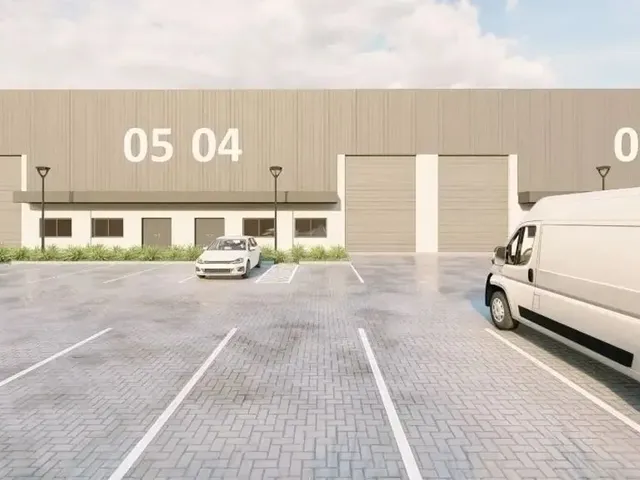 Galpão com 11700m², para alugar, no bairro Boqueirão em Curitiba