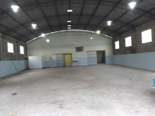 Galpão com 1000m², para alugar, no bairro Chácaras Reunidas em São José Dos Campos