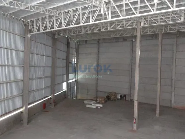 Galpão / Barracão com 2000m², para alugar, no bairro Jardim São Pedro em Hortolândia