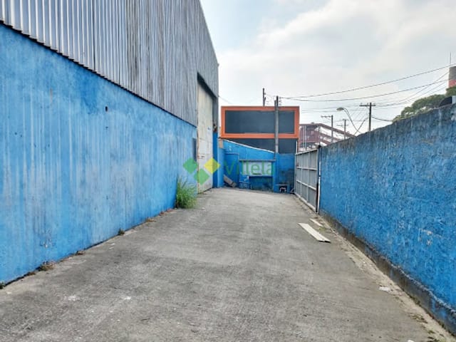 Foto do Galpão / Barracão - Galpão / Depósito / Armazém em Calmon Viana  -  Poá | Villela Imóveis