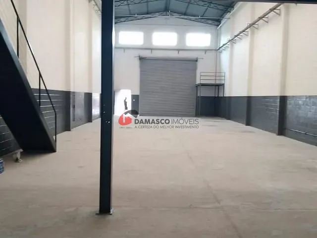 Galpão / Barracão para alugar, no bairro Prosperidade em São Caetano do Sul