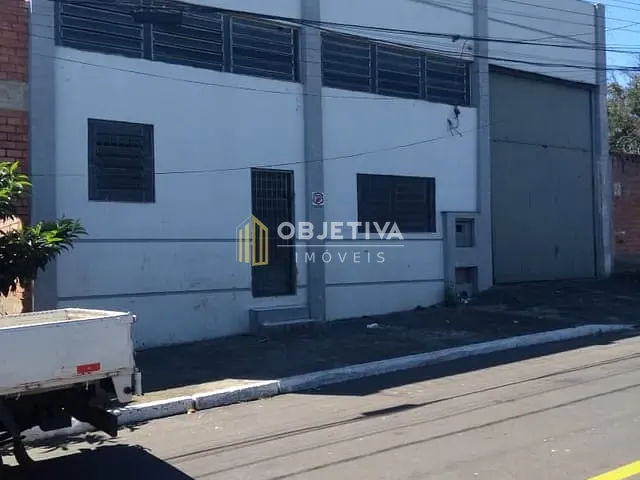 Galpão / Barracão com 250m², para alugar, no bairro São Jorge em Novo Hamburgo