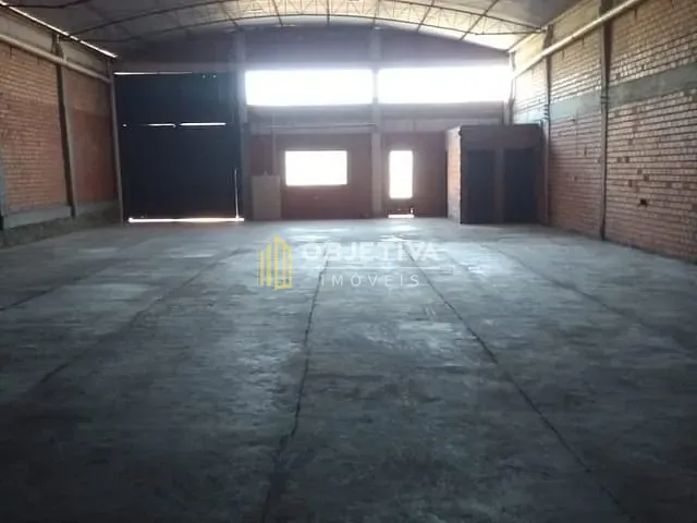 Galpão / Barracão com 250m², para alugar, no bairro São Jorge em Novo Hamburgo