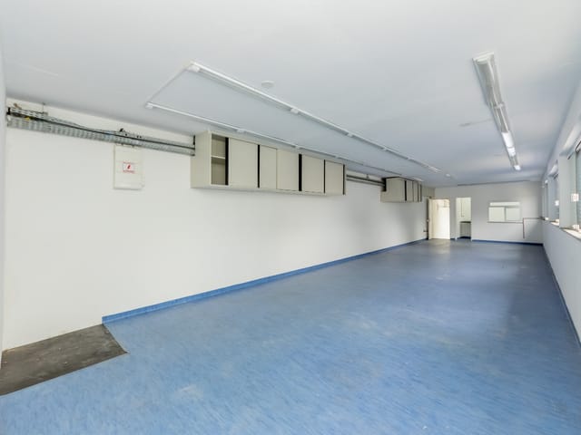 Foto do Galpão - Galpão comercial para venda em Água Branca, 469m² | Lares e Andares Imóveis