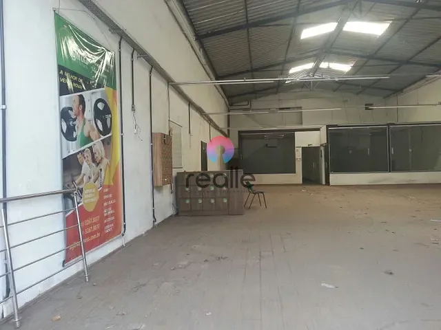 Galpão / Barracão com 500m², para alugar, no bairro Guarani em Belo Horizonte
