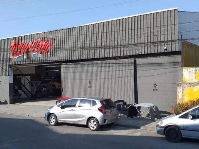 Galpão à venda, no bairro Prado Velho em Curitiba