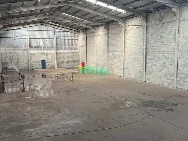 Galpão / Barracão com 2000m², para alugar, no bairro Una em Itaquaquecetuba