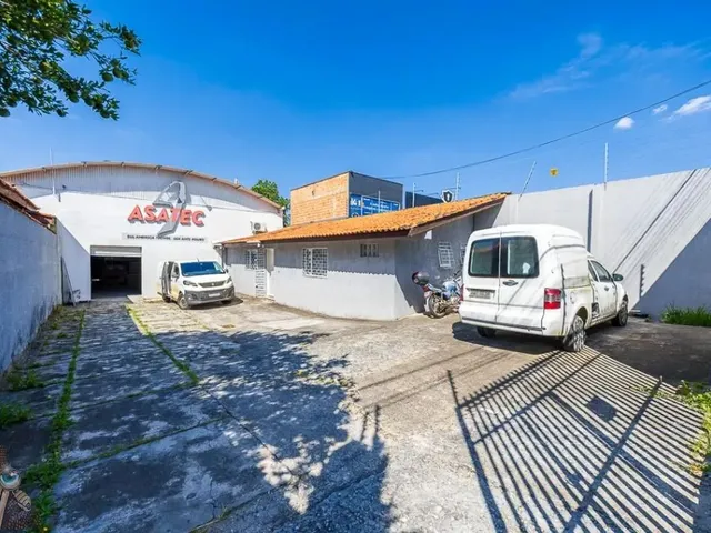 Galpão à venda, no bairro Tarumã em Curitiba
