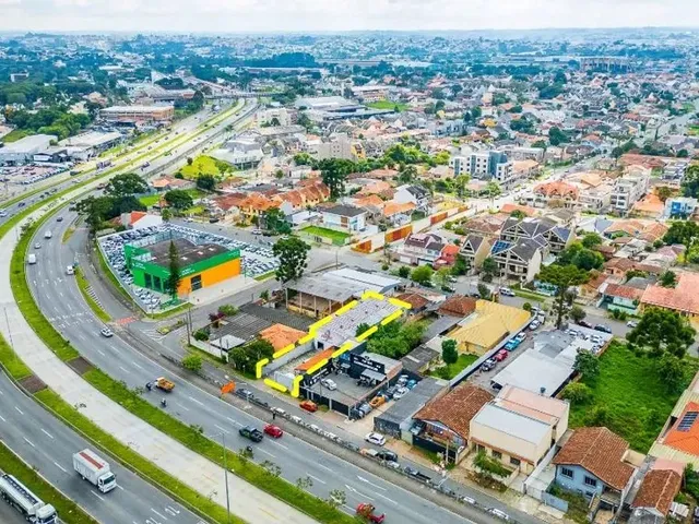 Galpão à venda, no bairro Tarumã em Curitiba