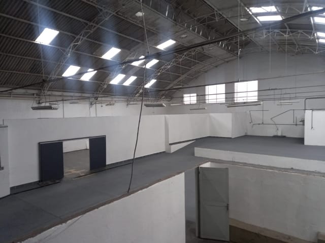 Galpão / Barracão com 1080m², à venda, no bairro Vila Gumercindo em São Paulo