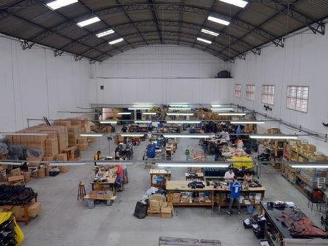 Galpão / Barracão com 1200m², à venda ou para alugar, no bairro Vila Esperança em São Paulo