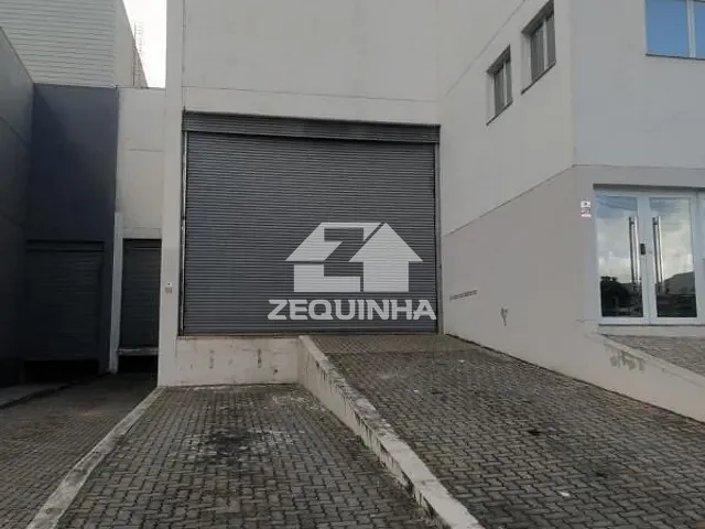 Galpão / Barracão com 1185m², para alugar, no bairro Centro em Vargem Grande Paulista
