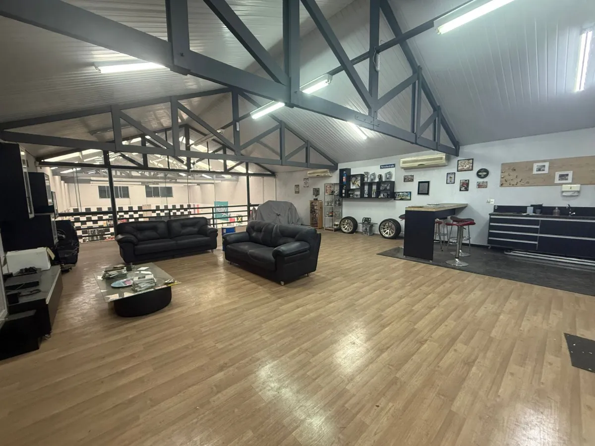 Galpão comercial para venda em Santo Amaro, 750m²