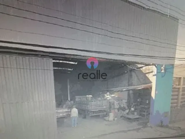 Galpão / Barracão com 400m², à venda, no bairro Carlos Prates em Belo Horizonte