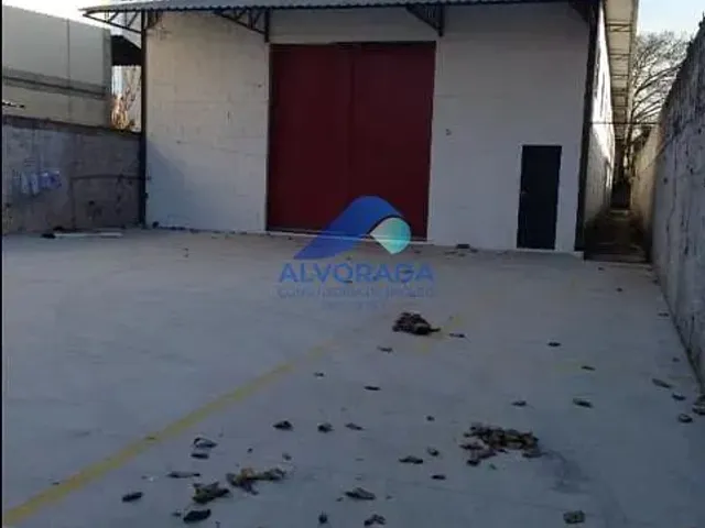 Galpão com 1000m², à venda, no bairro Chácaras Reunidas em São José Dos Campos