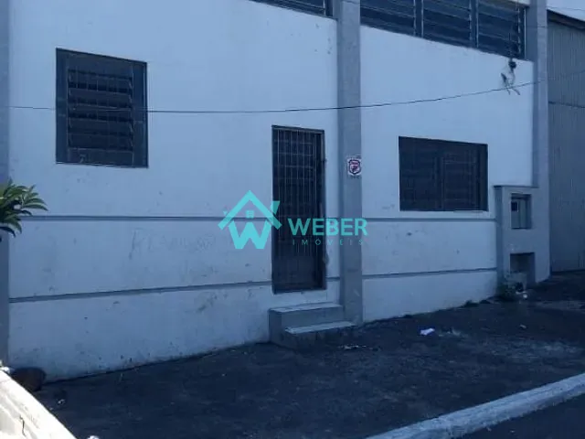 Galpão com 330m², à venda ou para alugar, no bairro São Jorge em Novo Hamburgo