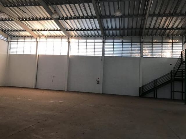 Foto do Galpão / Barracão - Galpão industrial, 800 m2, amplo, com área de escritório, bem localizado em Jardim Leda (Fazendinha), Santana de Parnaíba - SP | Davantage consultoria imobiliária