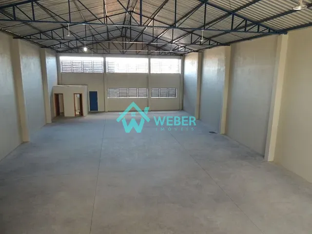 Galpão com 577m², para alugar, no bairro Rondônia em Novo Hamburgo