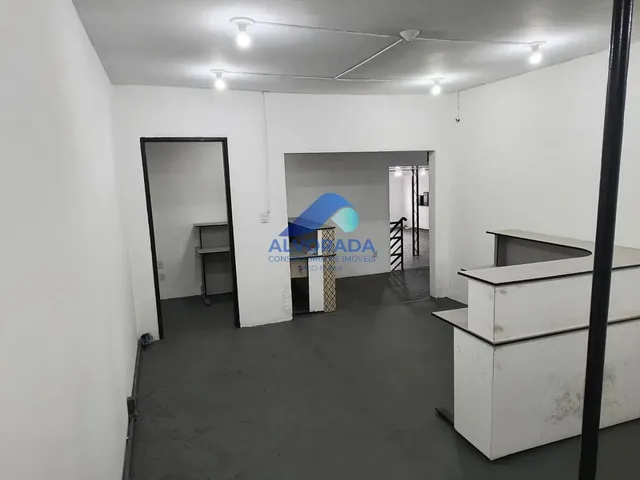 Galpão com 10m², para alugar, no bairro Vila Nair em São José Dos Campos