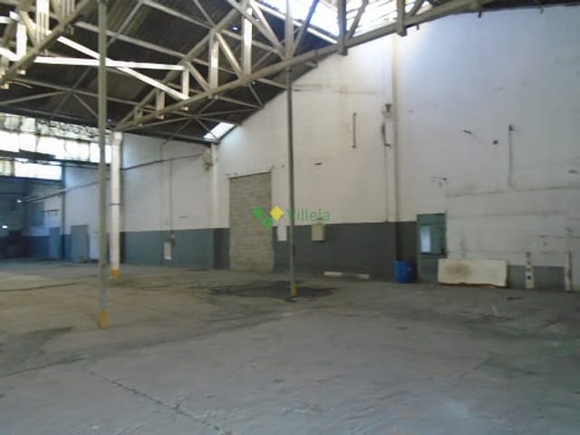 Galpão / Barracão com 2600m², à venda, no bairro Vila Jau em Poá