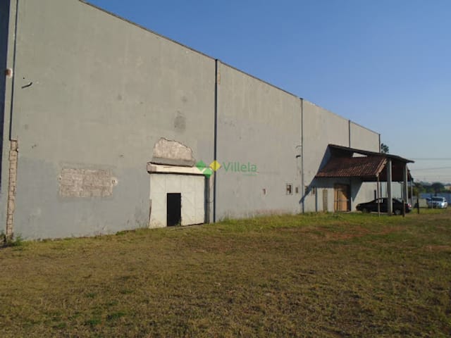 Galpão / Barracão com 2600m², à venda, no bairro Vila Jau em Poá