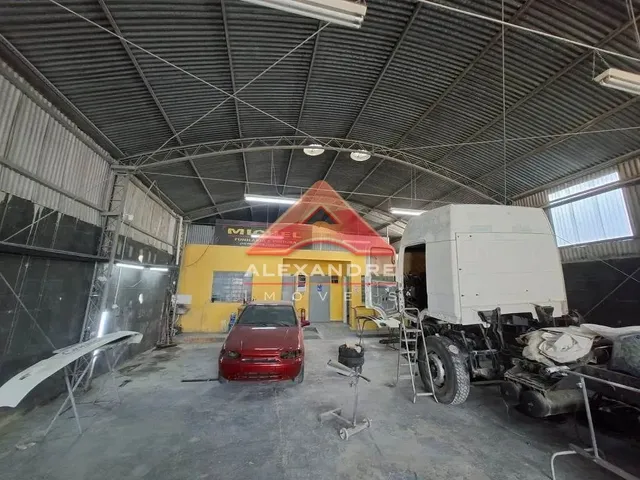 Galpão com 300m², à venda, no bairro Vila Industrial em São José Dos Campos