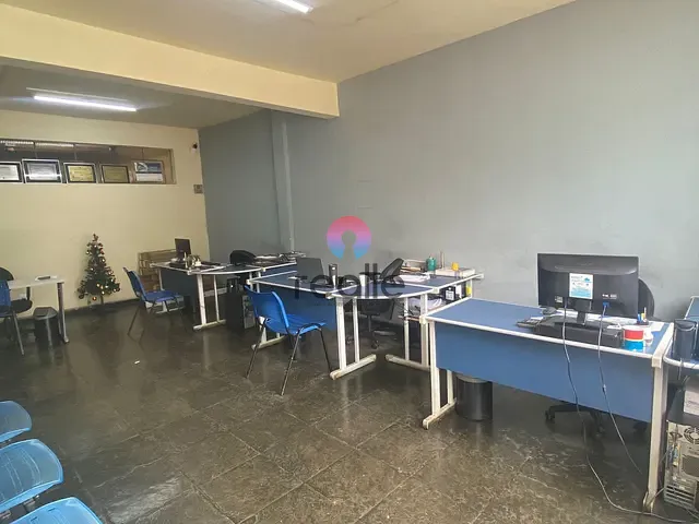 Galpão / Barracão com 360m², à venda, no bairro Camargos em Belo Horizonte